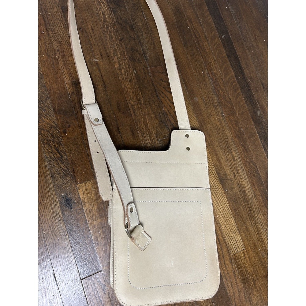 Stanley Street‎ Cream Colored Cross Body Leather Bag Adjustable Strap - Picture 5 of 15